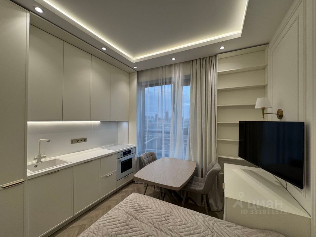 m. Shelepikha: Apartment, studio