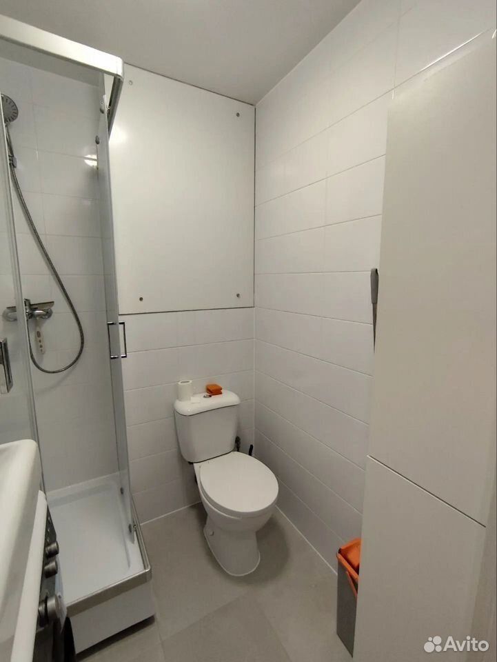 m. Filatov lug: Apartment, studio