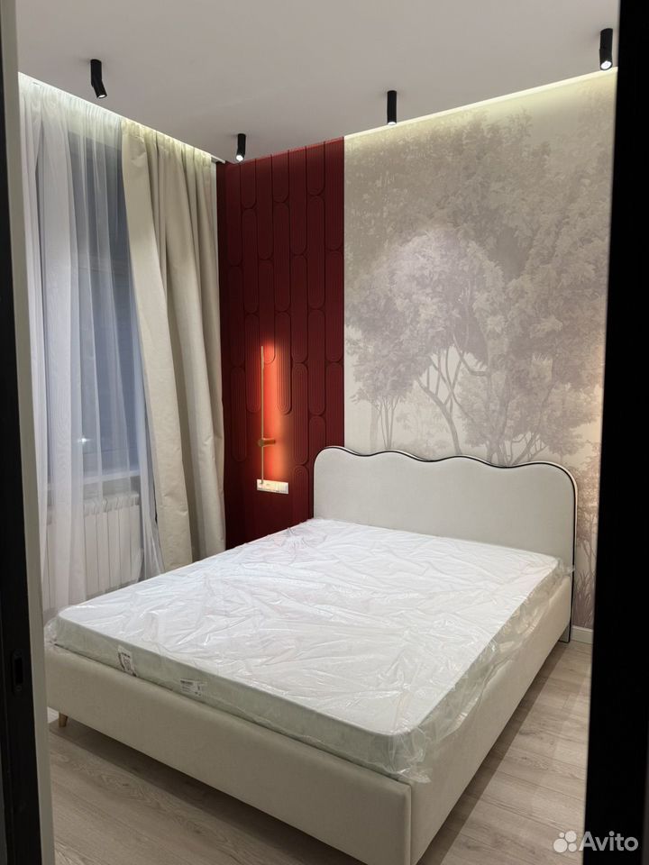 m. ZIL: Apartment, 1-rooms