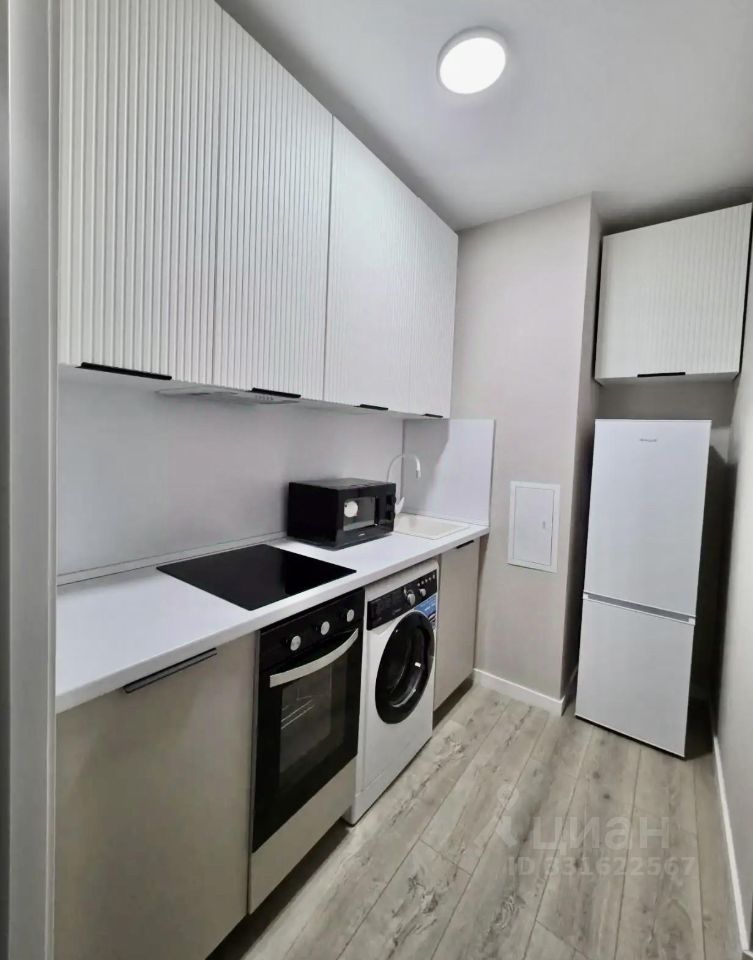 m. Strogino: Apartment, studio