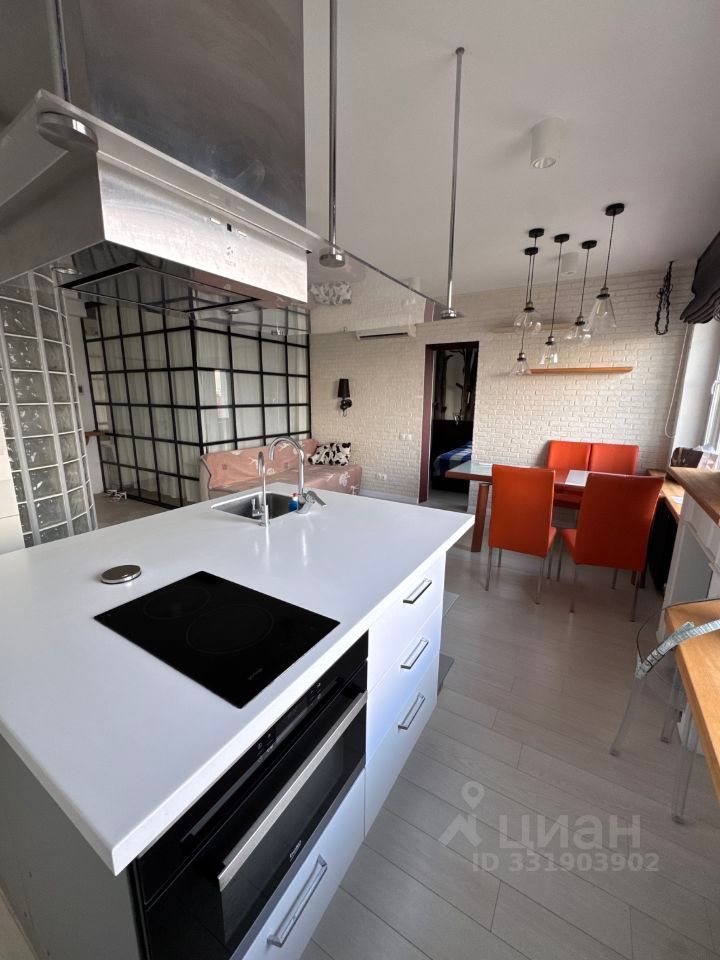 m. Narodnoe Opolchenie: Apartment, 2-rooms