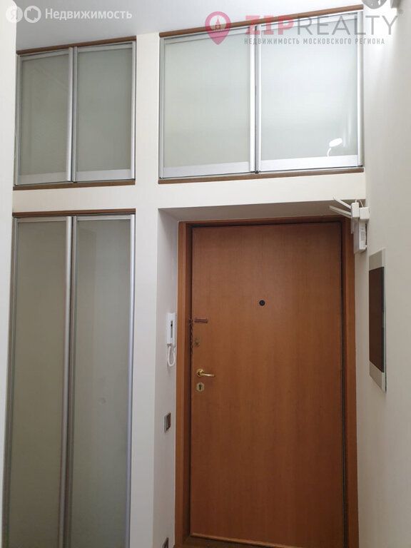 m. Delovoy tsentr: Apartment, studio