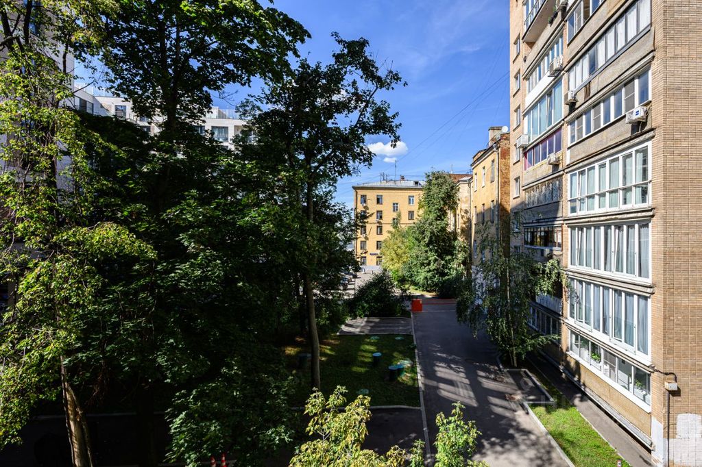 m. Chkalovskaya: Apartment, 3-rooms