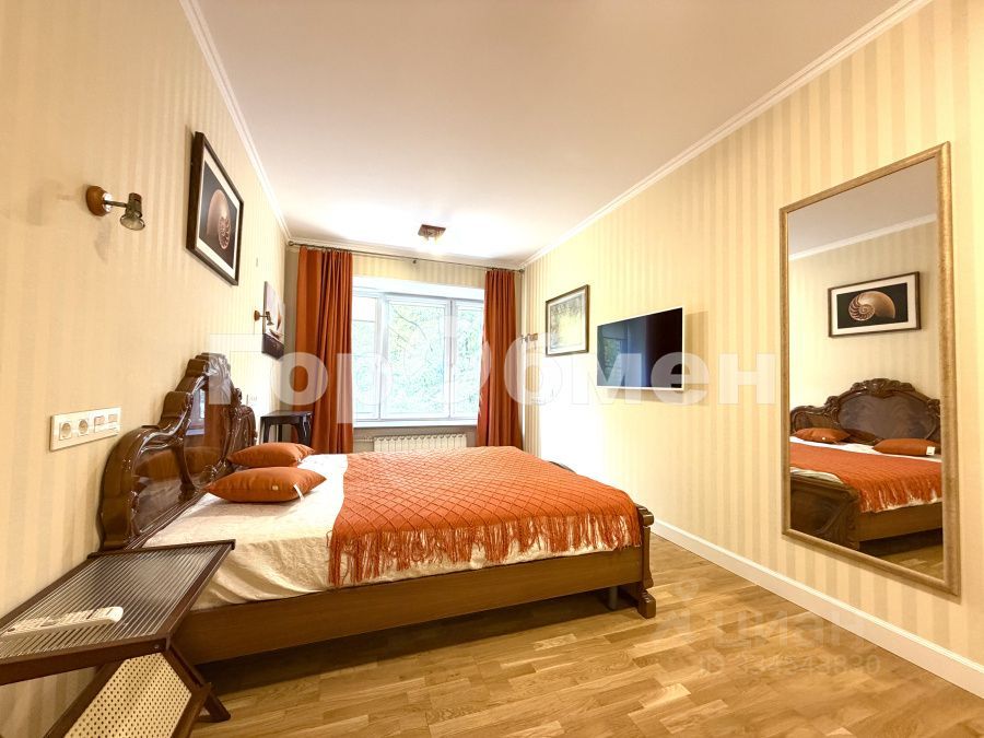 m. Kutuzovskaya: Apartment, 2-rooms