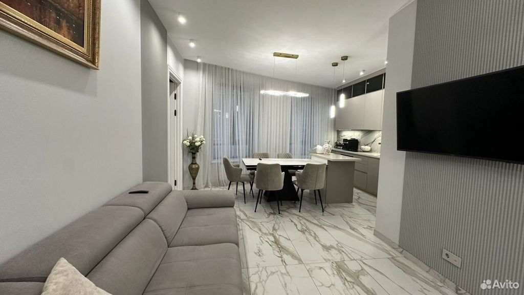 m. Aminyevskaya: Apartment, 3-rooms