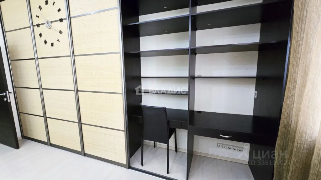 m. Ilyinskaya: Apartment, 3-rooms