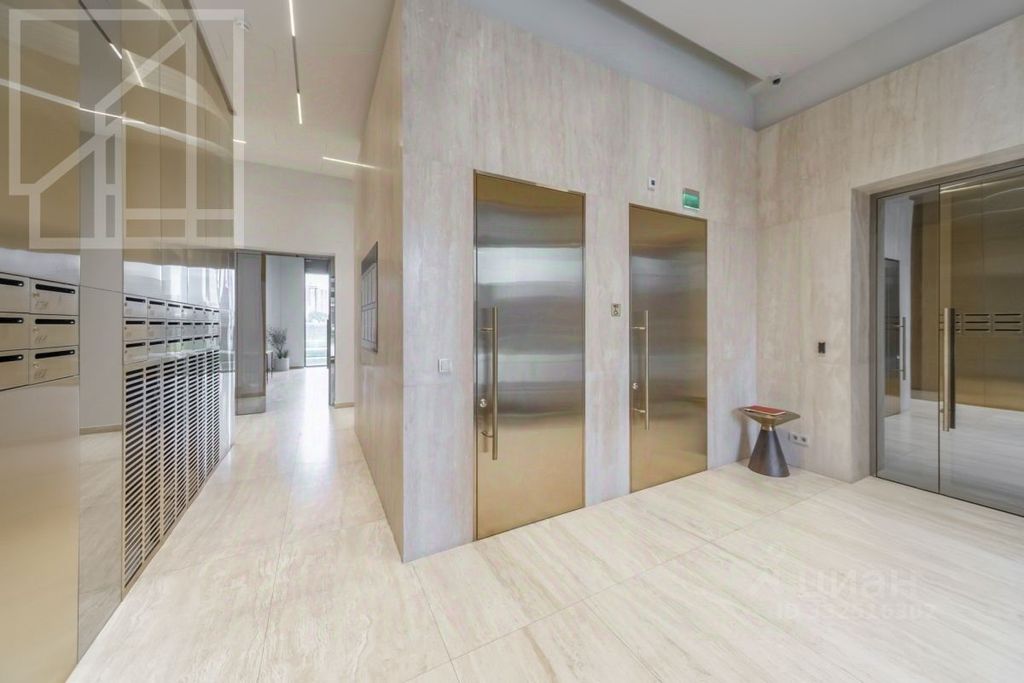 m. Park Pobedy: Apartment, 6-rooms