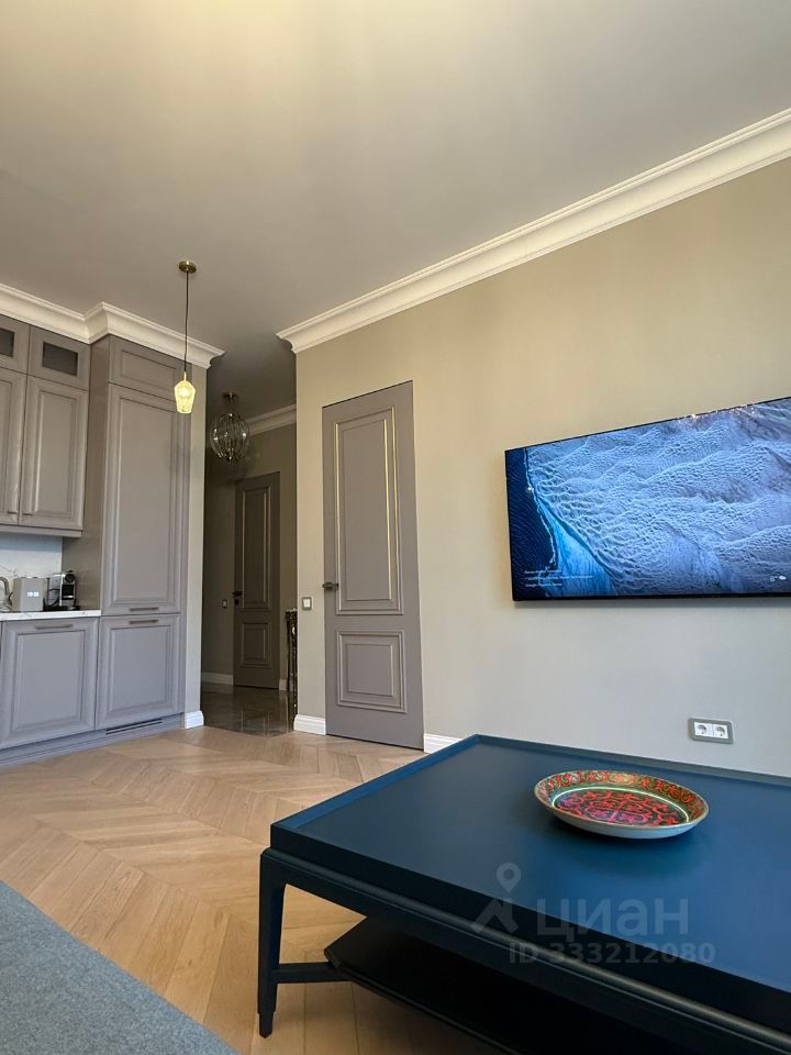m. Narodnoe Opolchenie: Apartment, 2-rooms