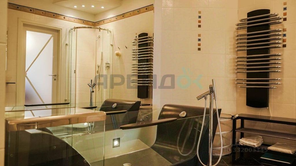 m. Arbatskaya: Apartment, 4-rooms