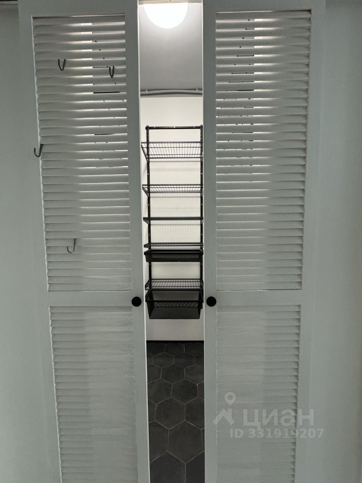 m. Shabolovskaya: Apartment, 1-rooms