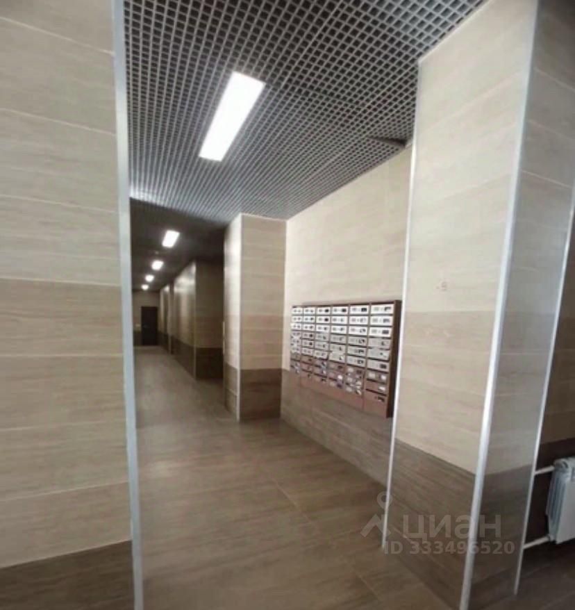 m. Bulvar Dmitriya Donskogo: Apartment, 2-rooms