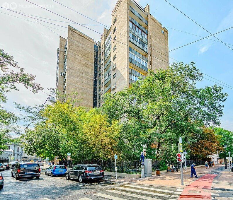 m. Barrikadnaya: Apartment, 2-rooms