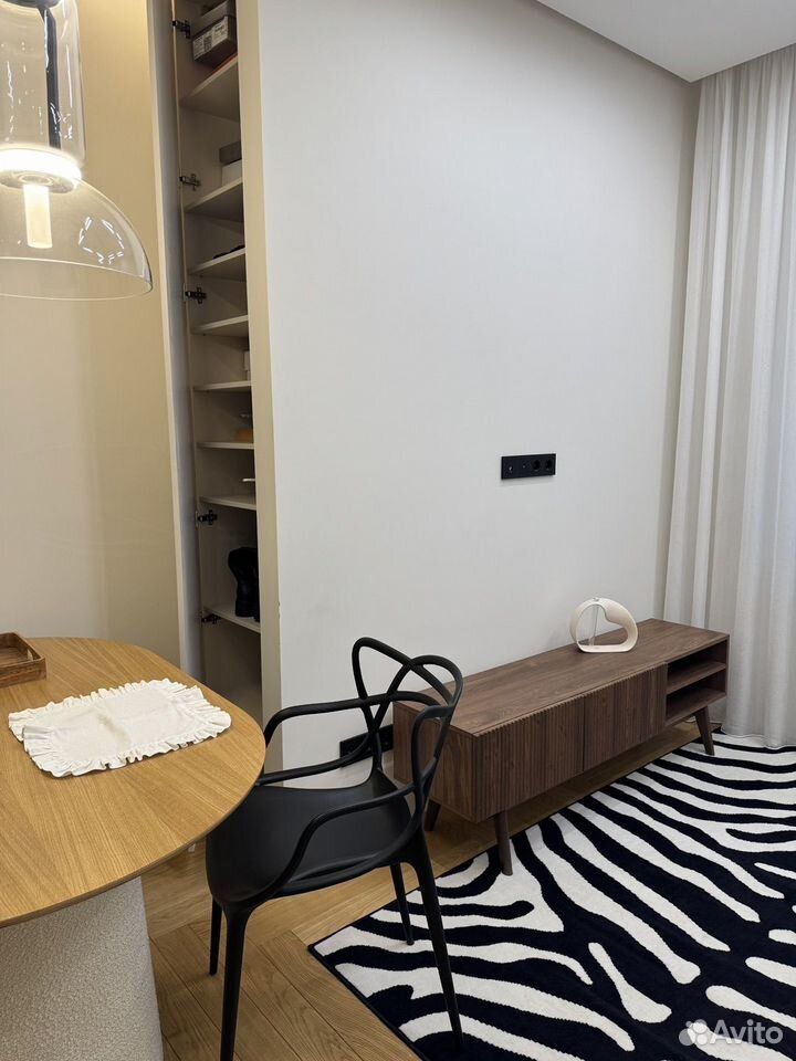 m. Oktyabrskoe pole: Apartment, 1-rooms