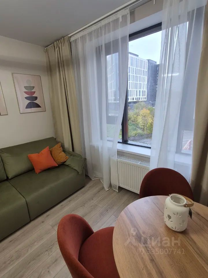 m. Strogino: Apartment, studio