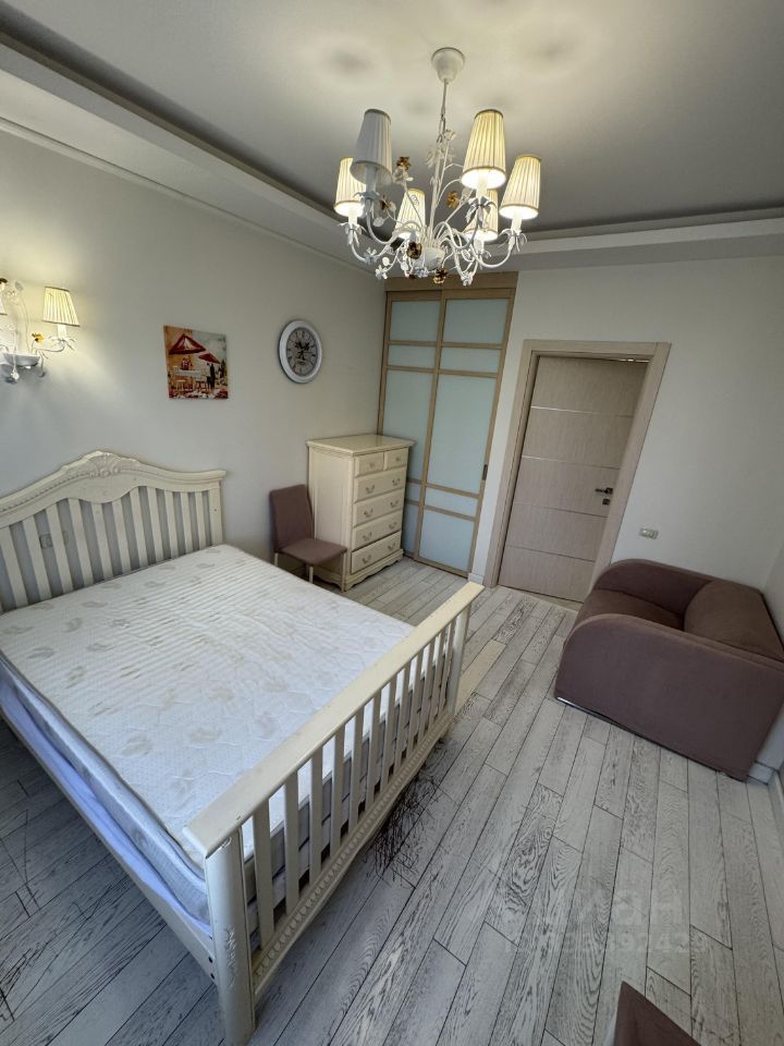 m. Opalikha: Apartment, 3-rooms