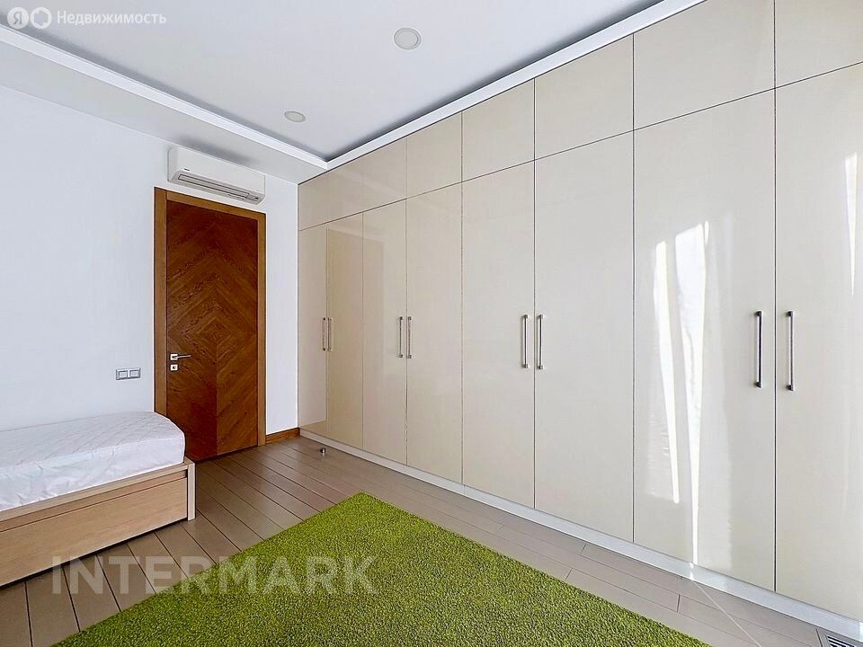 m. Smolenskaya: Apartment, 4-rooms