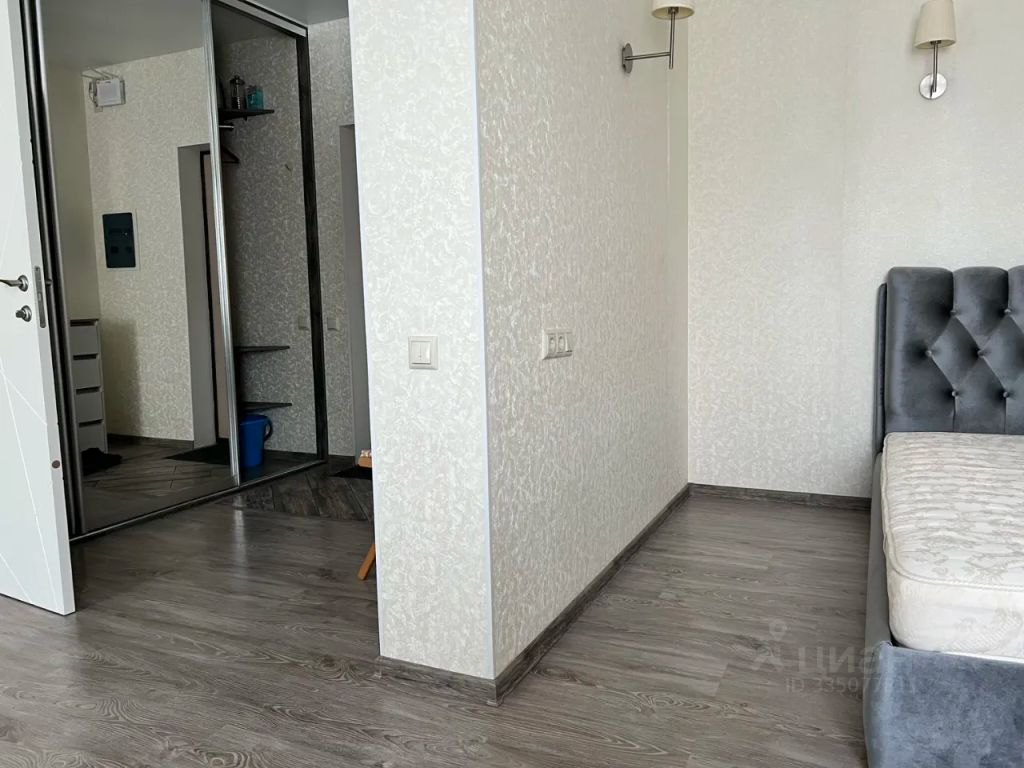 m. Narodnoe Opolchenie: Apartment, 1-rooms
