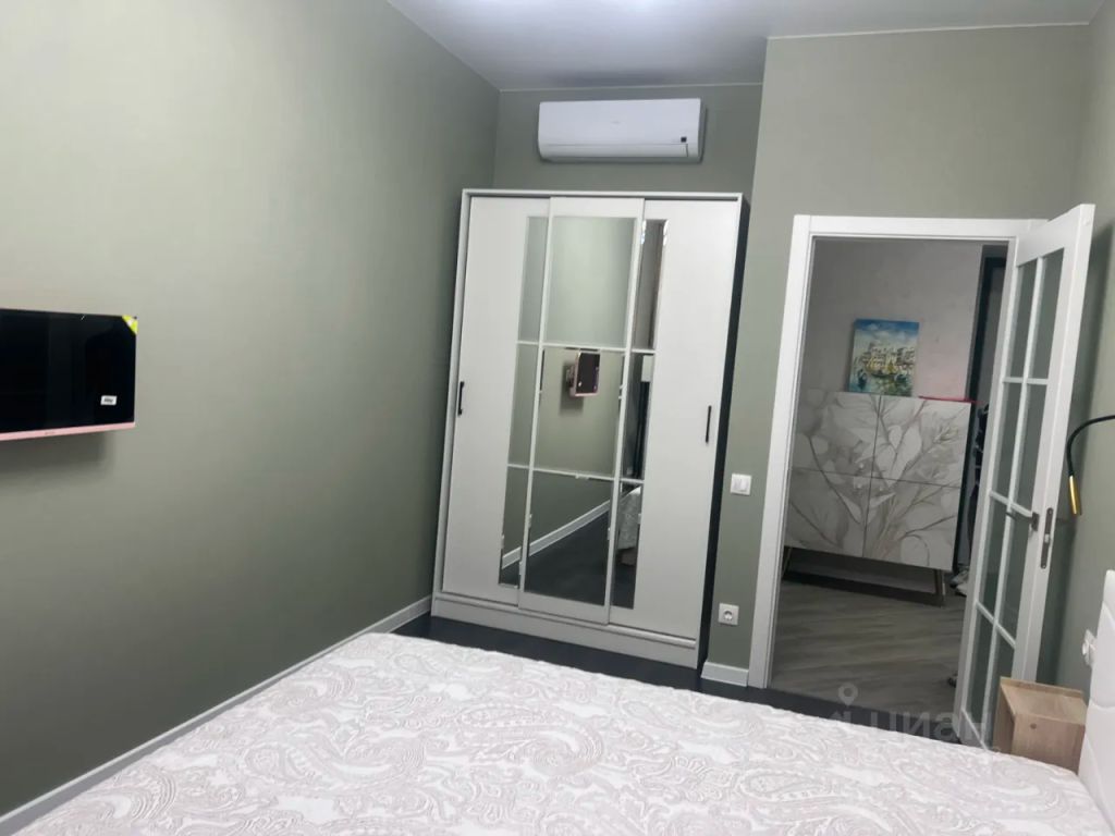 m. Narodnoe Opolchenie: Apartment, 1-rooms