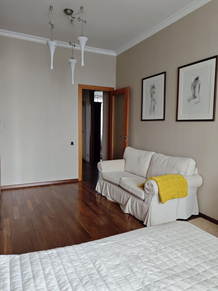 m. Tretyakovskaya: Apartment, 2-rooms