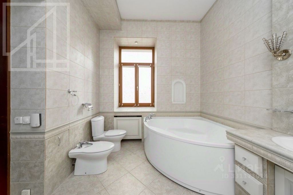 m. Mayakovskaya: Apartment, 3-rooms