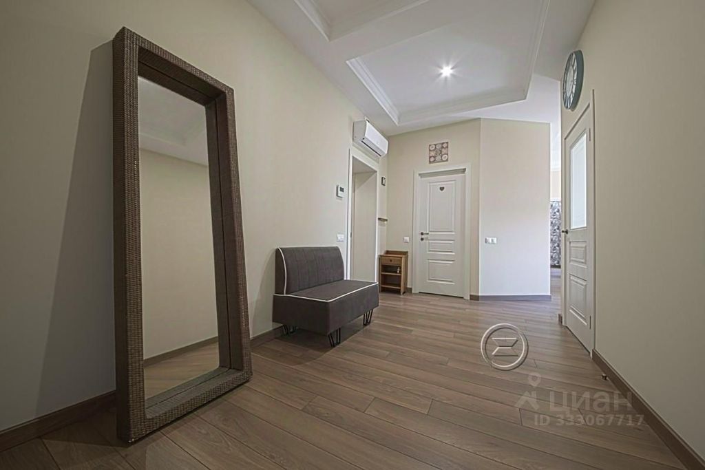 m. Tretyakovskaya: Apartment, 3-rooms