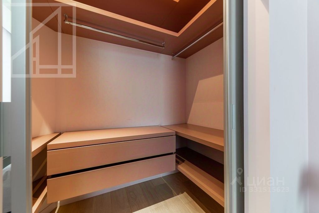 m. Prospekt Vernadskogo: Apartment, 3-rooms