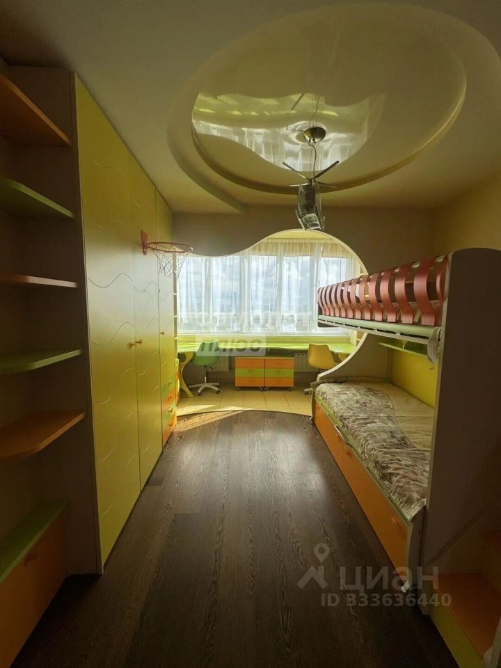 m. Khimki: Apartment, 3-rooms