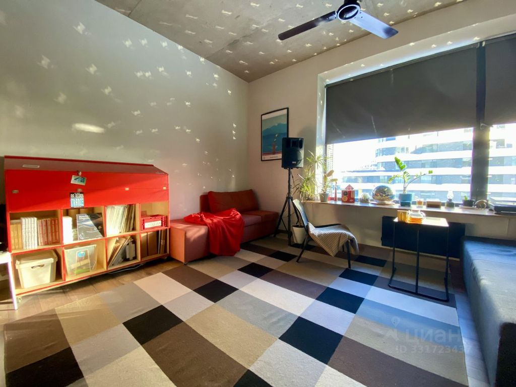 m. Moskva Tovarnaya: Apartment, studio