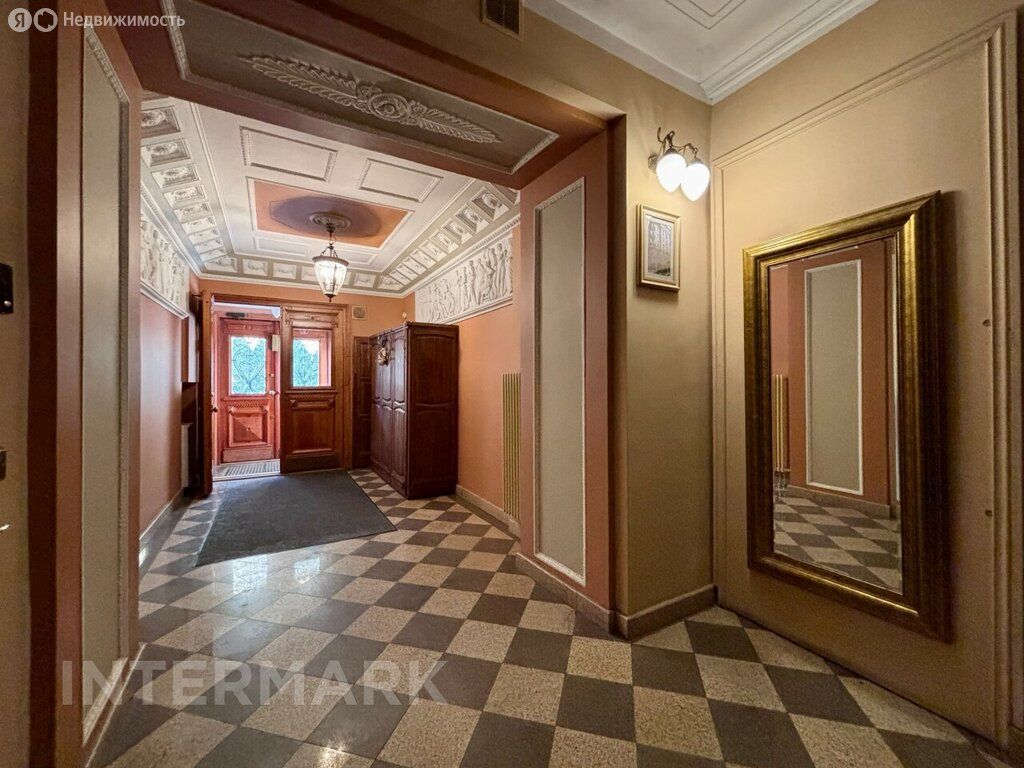 m. Tsvetnoy bulvar: Apartment, 3-rooms