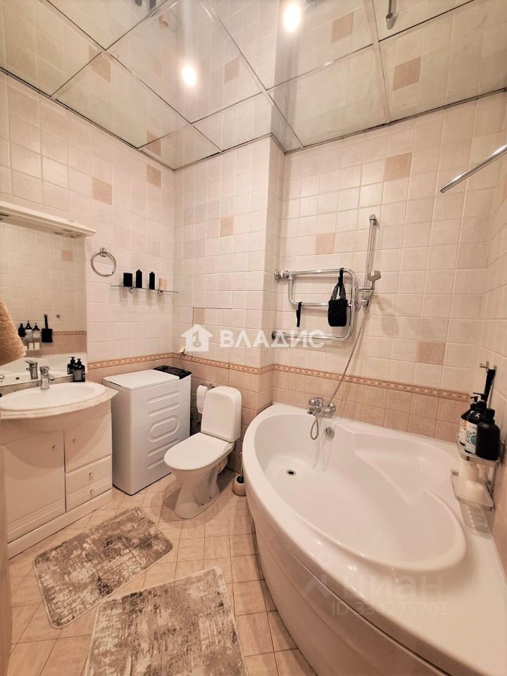 m. Shabolovskaya: Apartment, 2-rooms