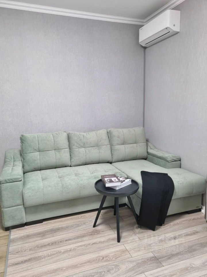 m. Strogino: Apartment, studio