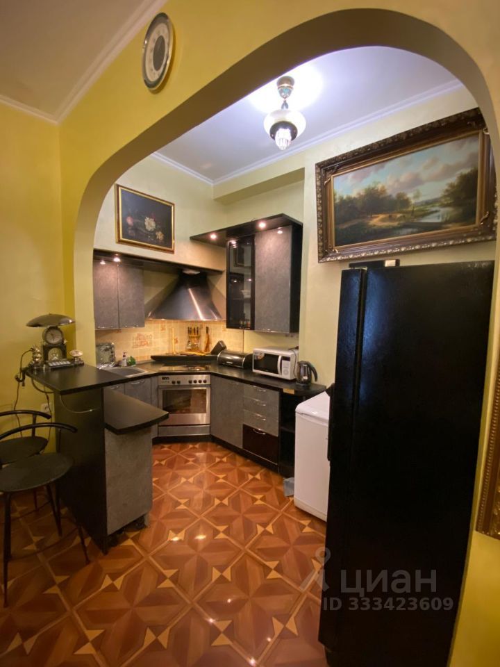 m. Krasnye vorota: Apartment, 2-rooms