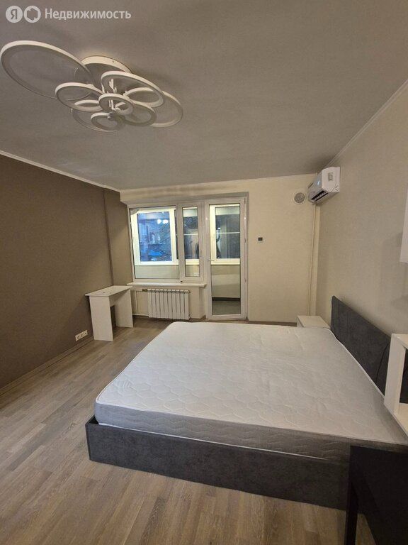m. Krasnye vorota: Apartment, 1-rooms
