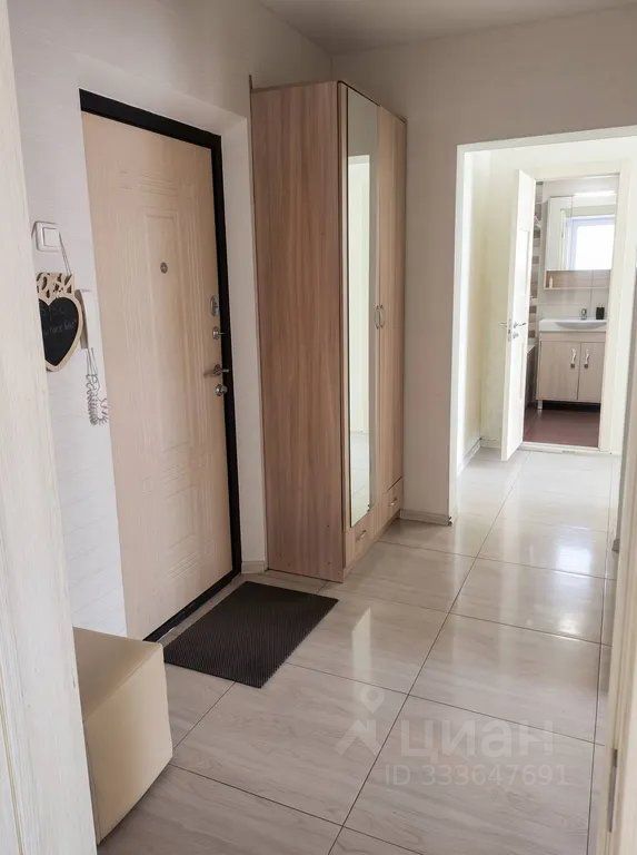 m. Myakinino: Apartment, 2-rooms