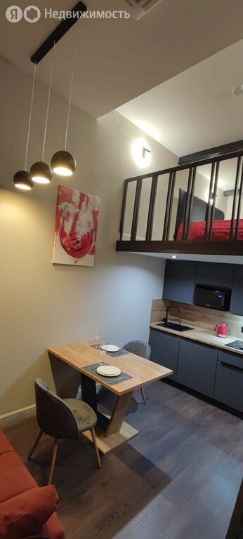 m. Sokol: Apartment, studio
