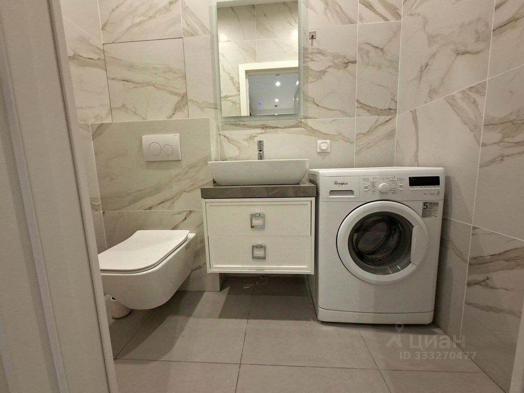 m. Nagornaya: Apartment, 2-rooms