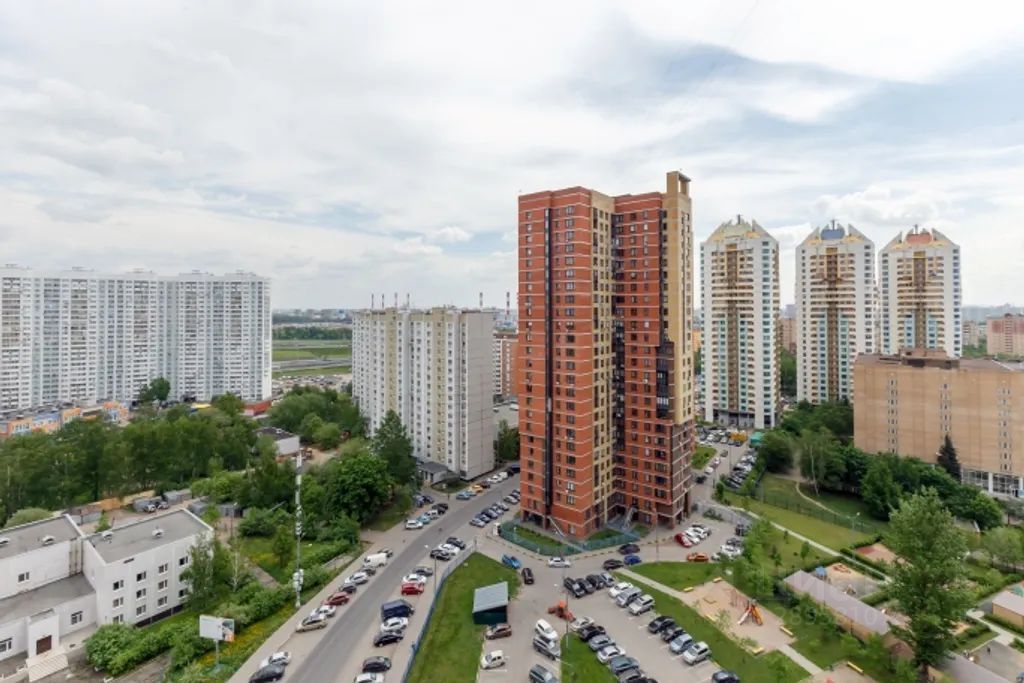 m. Levoberezhnaya: Apartment, 2-rooms