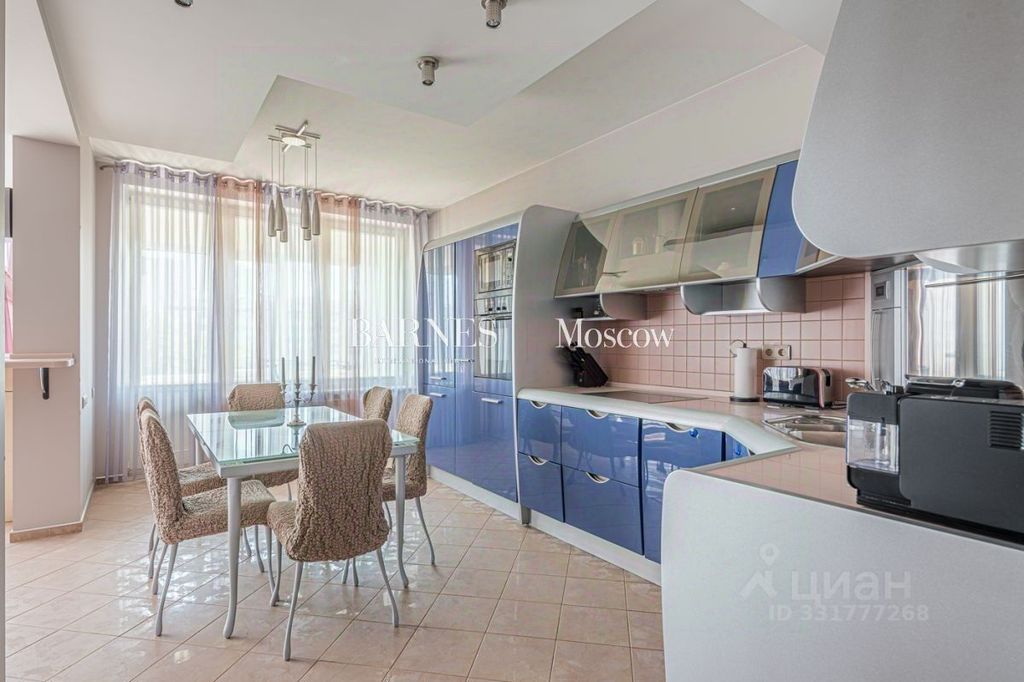 m. Novatorskaya: Apartment, 3-rooms