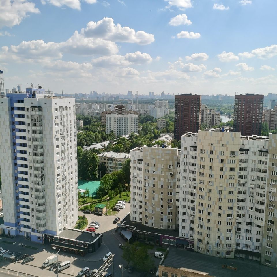 m. Narodnoe Opolchenie: Apartment, studio