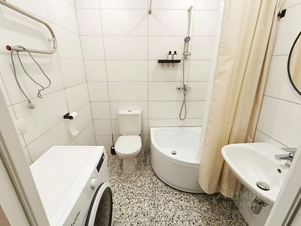 m. Vodniki: Apartment, studio