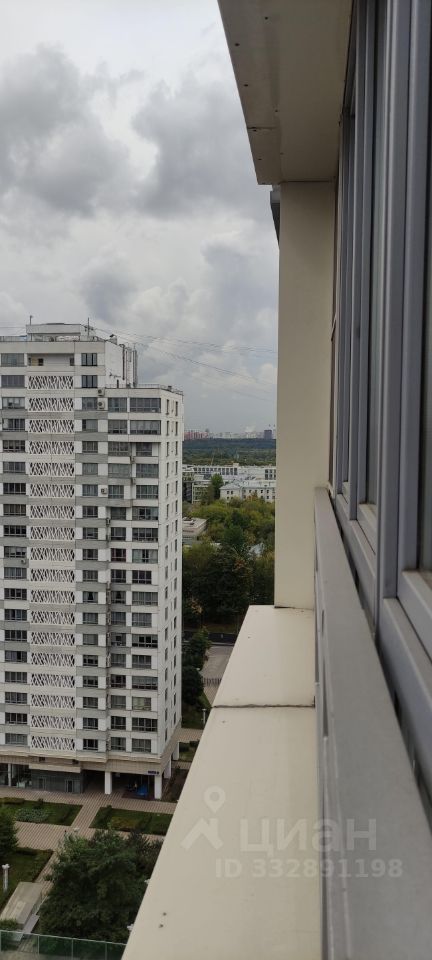 m. Narodnoe Opolchenie: Apartment, 2-rooms