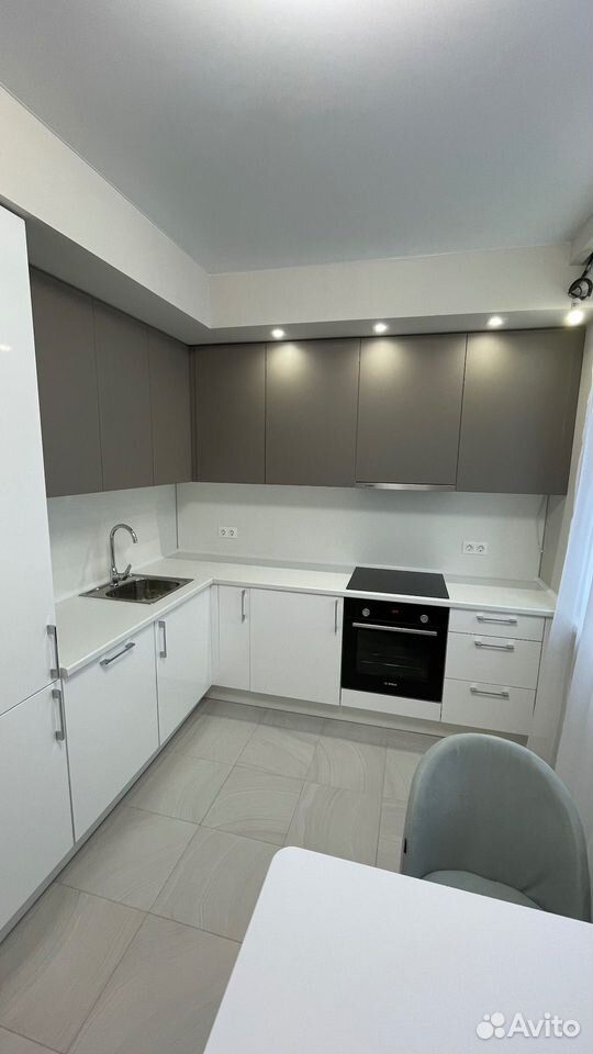 m. ZIL: Apartment, 1-rooms