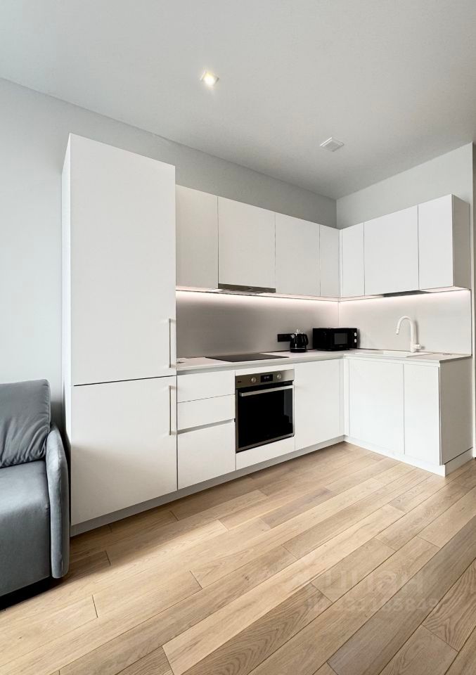 m. Serp i Molot: Apartment, 1-rooms