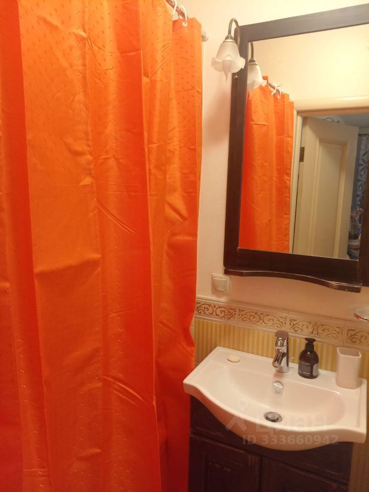m. Chistye prudy: Apartment, 2-rooms