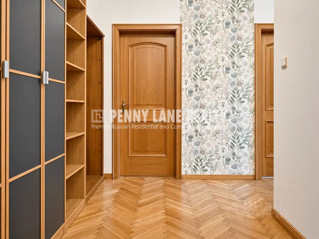 m. Universitet druzhby narodov: Apartment, 3-rooms