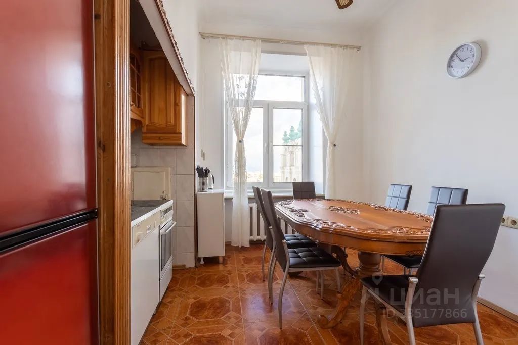 m. Barrikadnaya: Apartment, 2-rooms