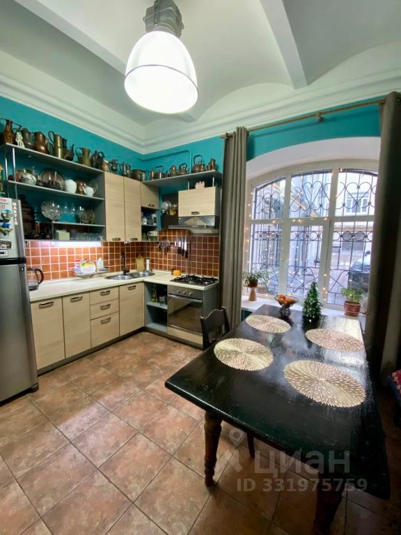 m. Kuznetsky most: Apartment, 1-rooms