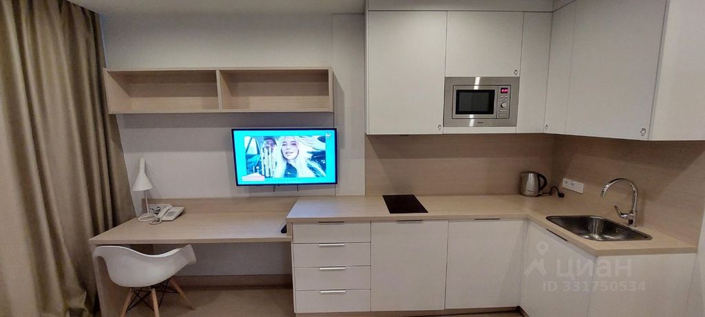 m. Botanichesky sad: Apartment, studio