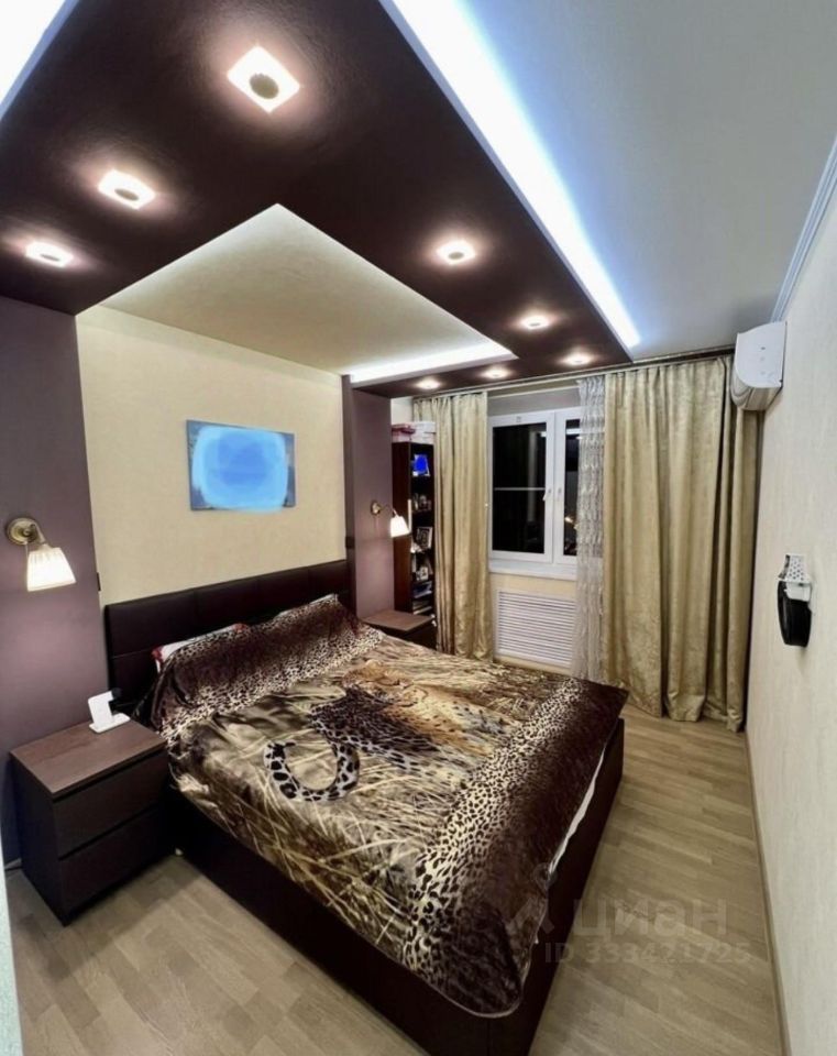 m. Ploschad trekh vokzalov: Apartment, 2-rooms