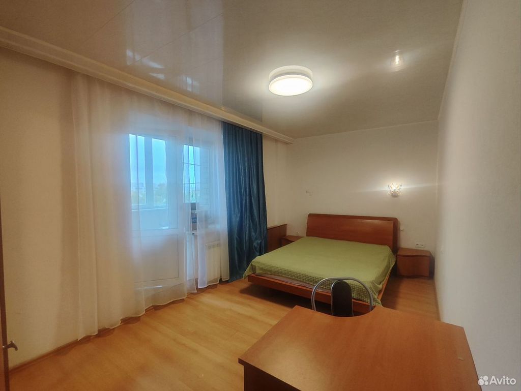 m. Lukhmanovskaya: Apartment, 2-rooms